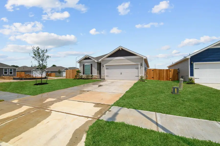 517 Navy Clouds Drive, Waller, TX 77484 - #2