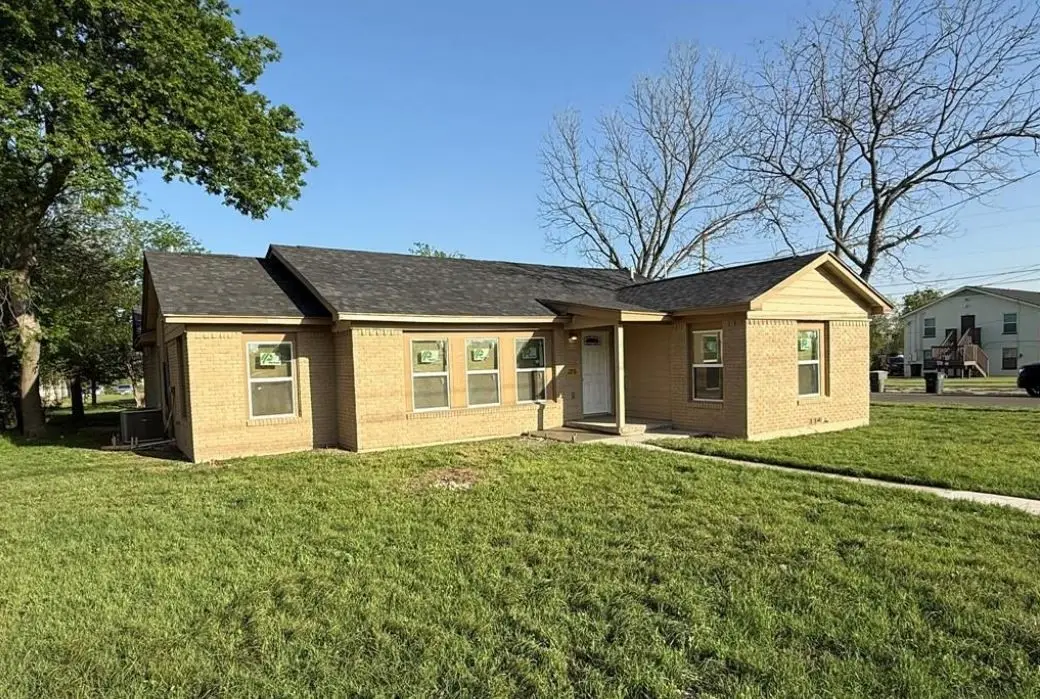 1300 N 2nd Street, Killeen, TX 76541 - #1