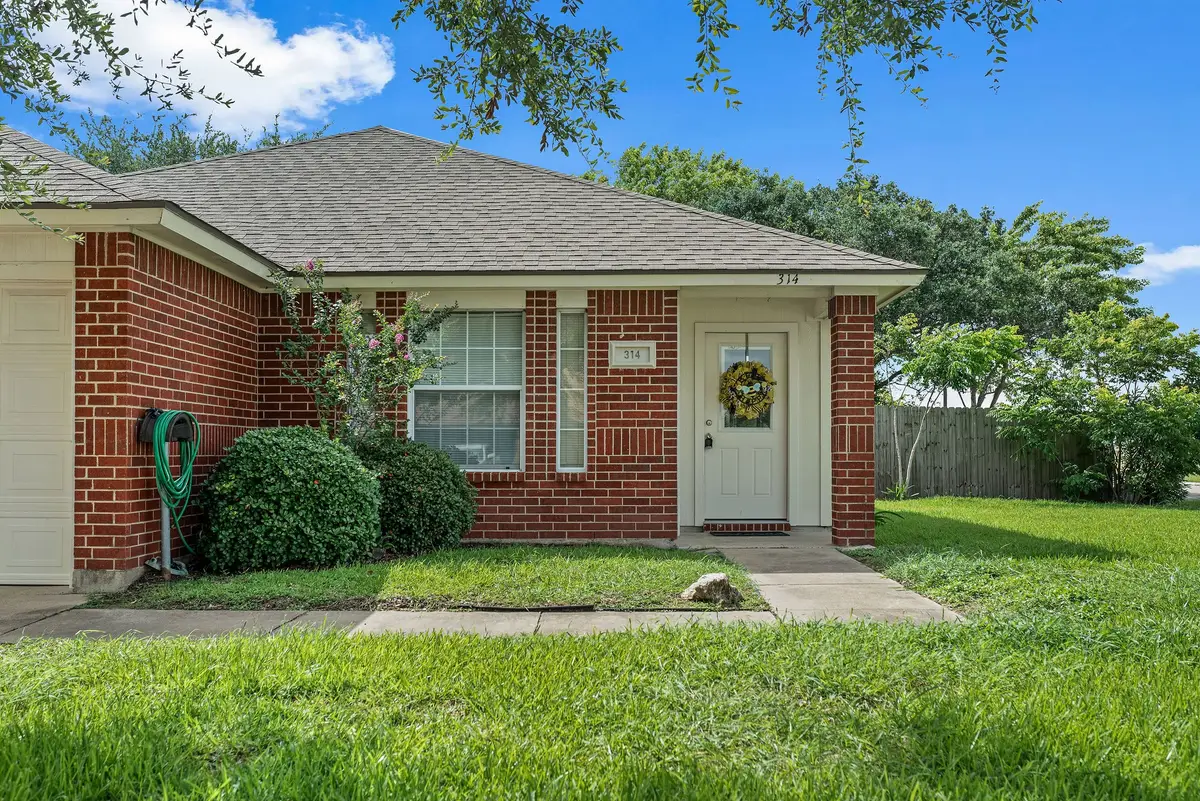314 Rouen Drive, Port Lavaca, TX 77979 - #1