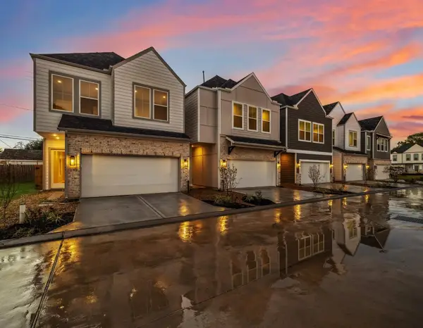 11313 Stonework Grove Lane, Houston, TX 77076