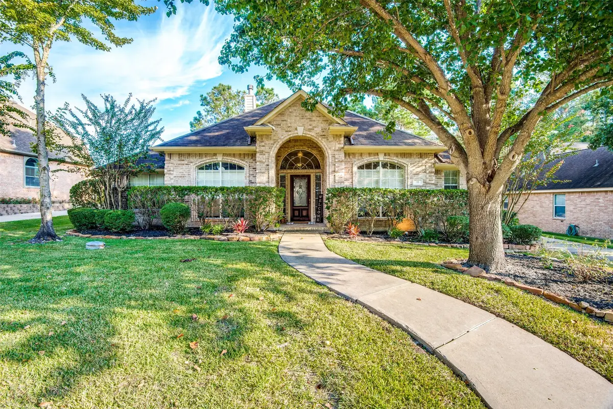 35 W Pines Drive, Montgomery, TX 77356 - Image #1