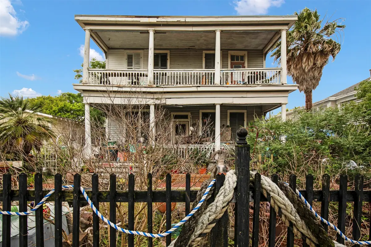 916 Sealy Street, Galveston, TX 77550 - #1