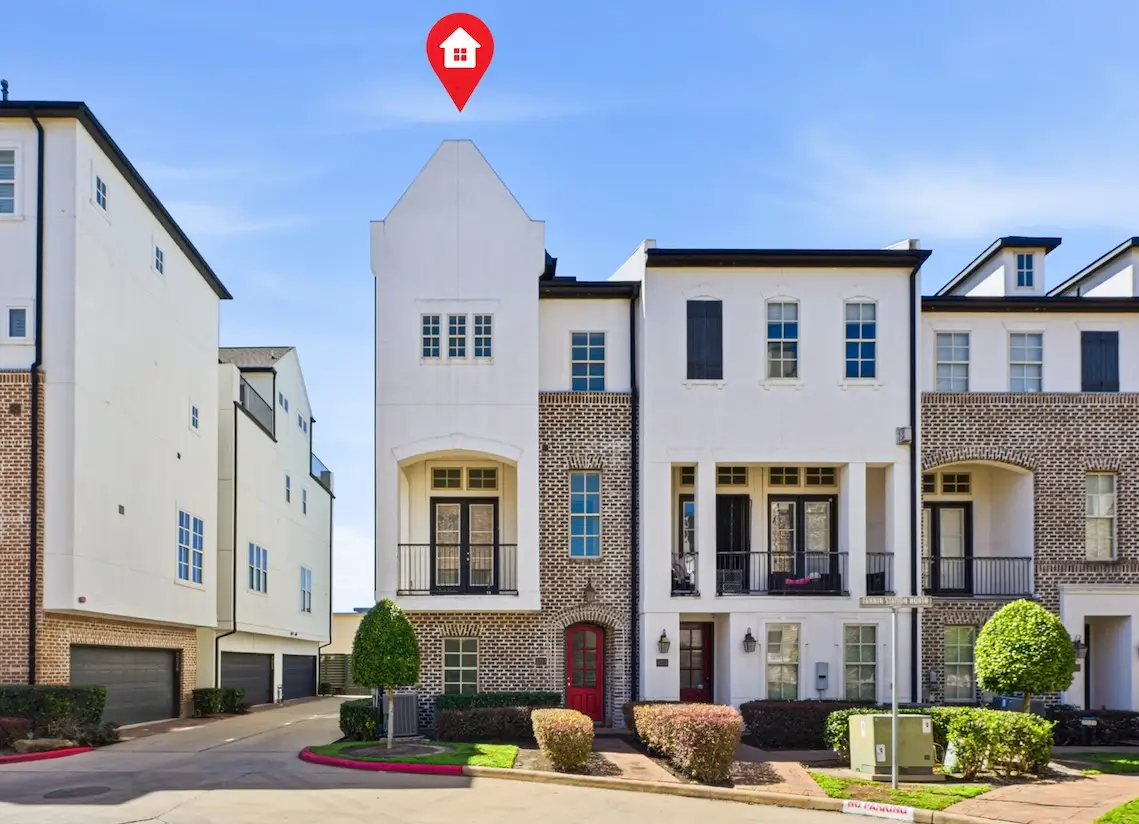2027 Fannin Station, Houston, TX 77045 - #1