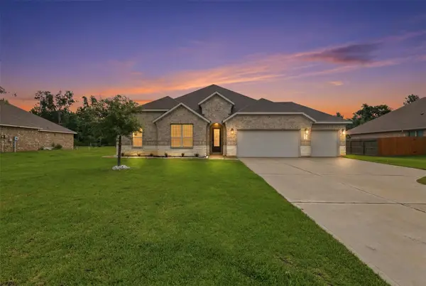 6422 Rolling Hills Road, Conroe, TX 77303