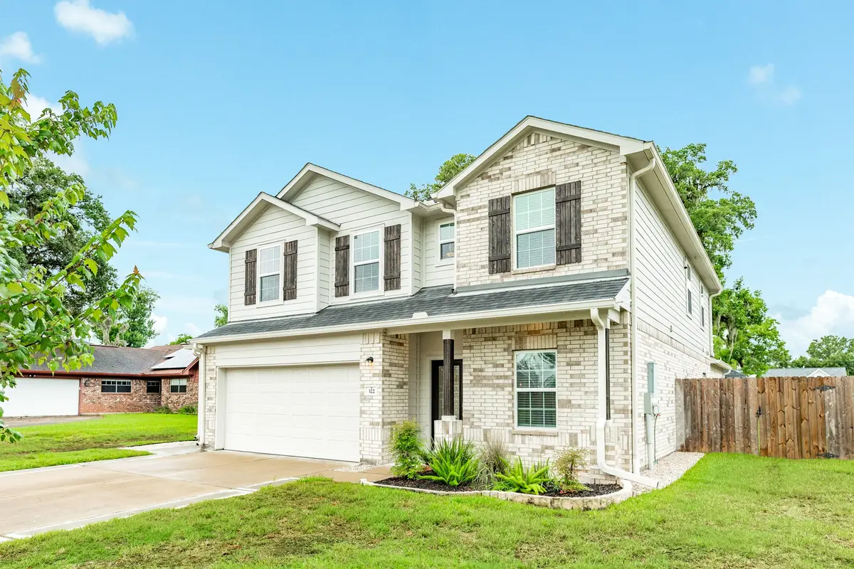 322 Freeman Boulevard, West Columbia, TX 77486 - #1