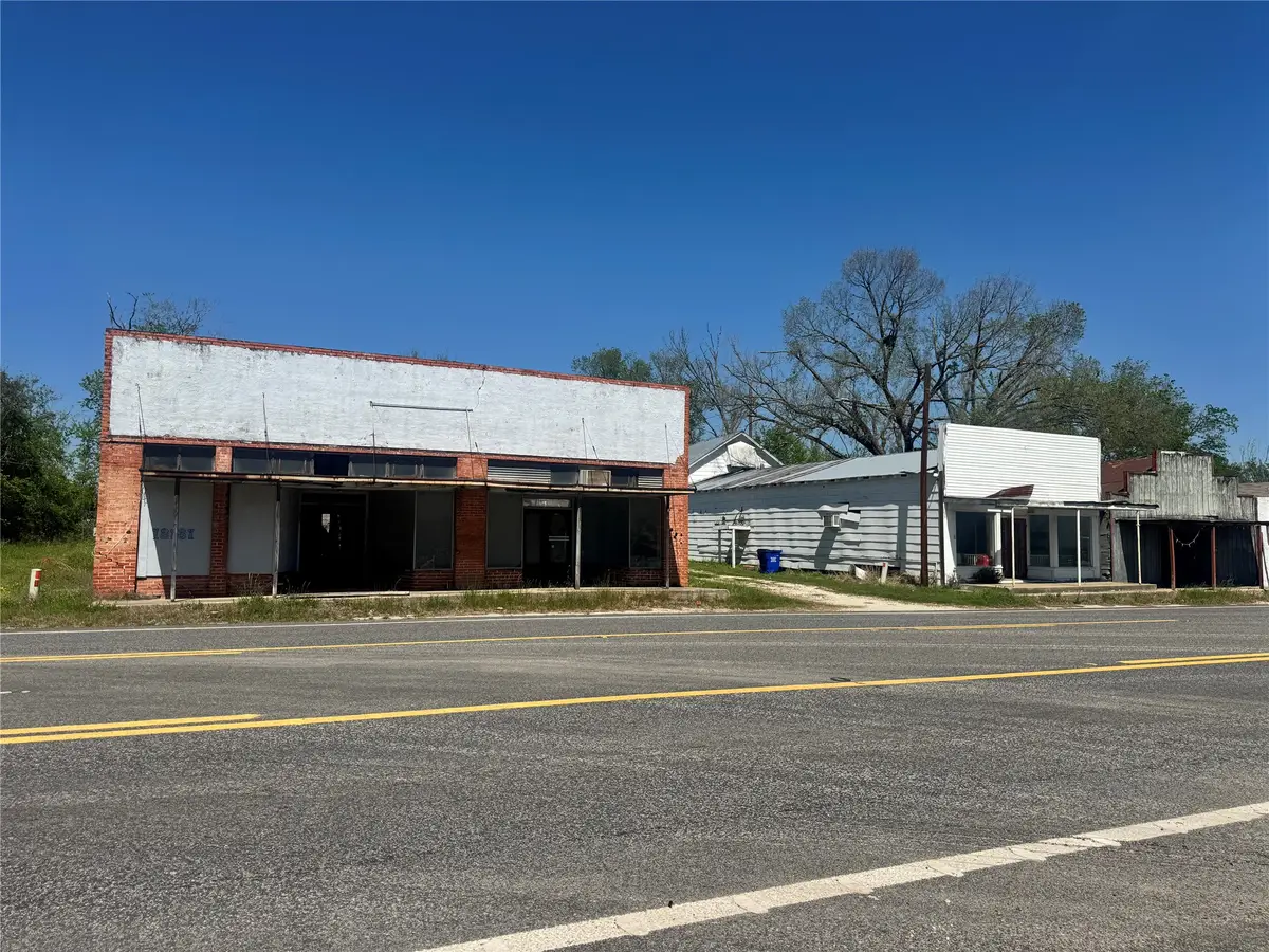 12131 Highway 21 E, Midway, TX 75852 - #1