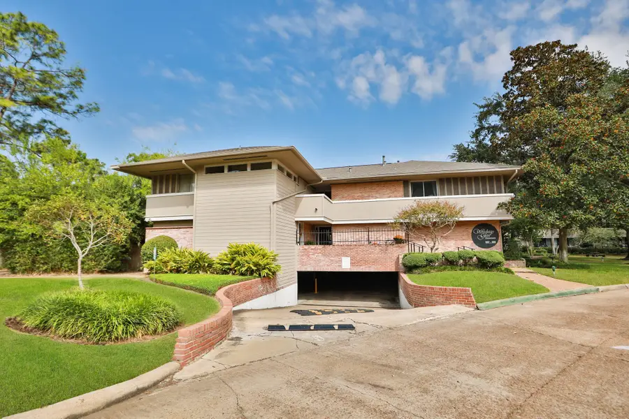 640 S Ripple Creek Drive S #640, Houston, TX 77057 - #2
