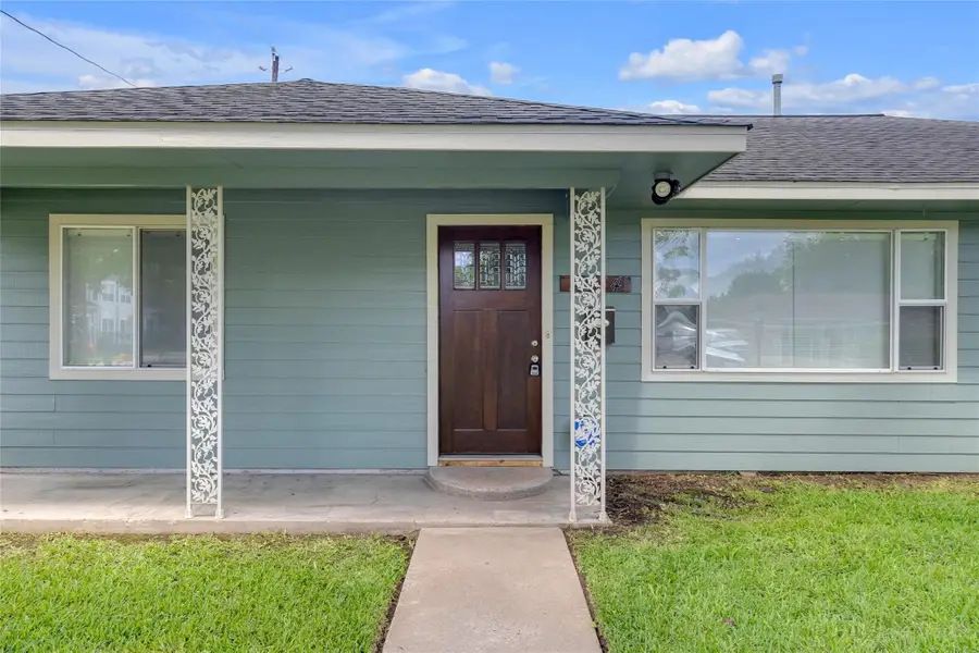2934 Robertson Street, Houston, TX 77009 - Image #2