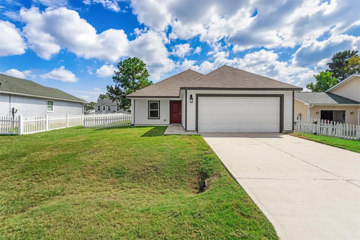 299 Red Clover, Livingston, TX 77351 - #1
