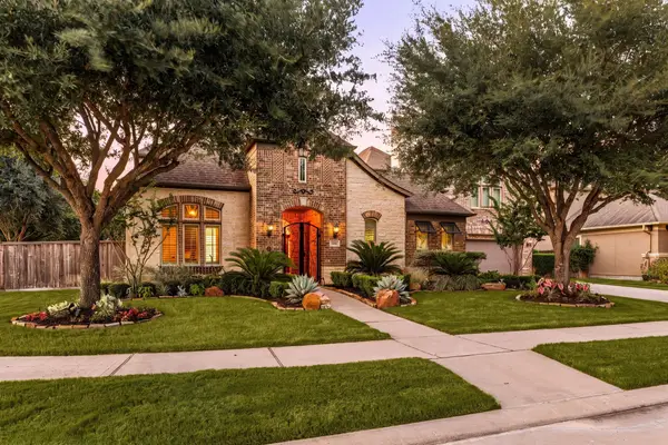 28426 Tall Juniper Hill Drive, Katy, TX 77494