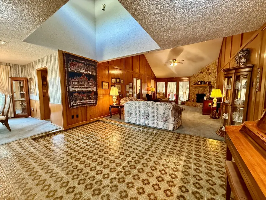 175 Freeman Boulevard, West Columbia, TX 77486 - #3