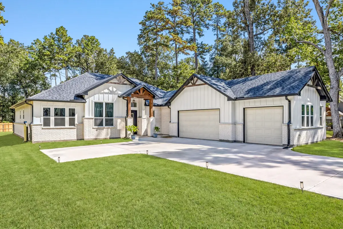 2439 Centurian Circle, New Caney, TX 77357 - #1