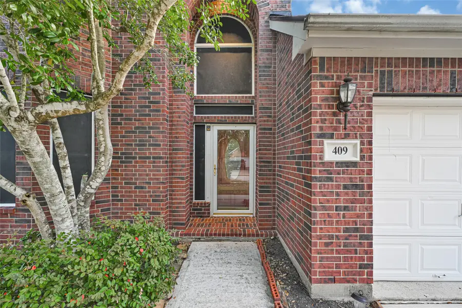 409 Colebrook Lane, Dickinson, TX 77539 - Image #3