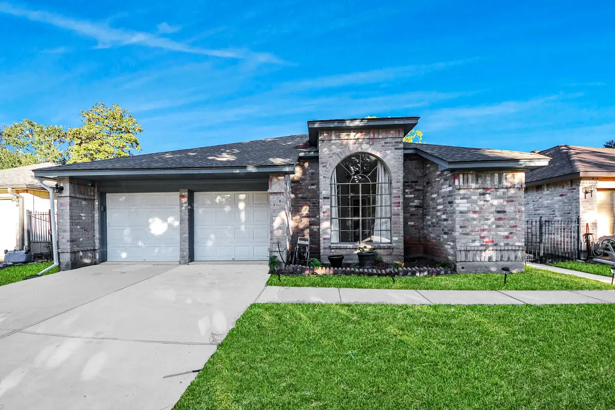 1318 Roundstone Drive, Richmond, TX 77406 - Image #1