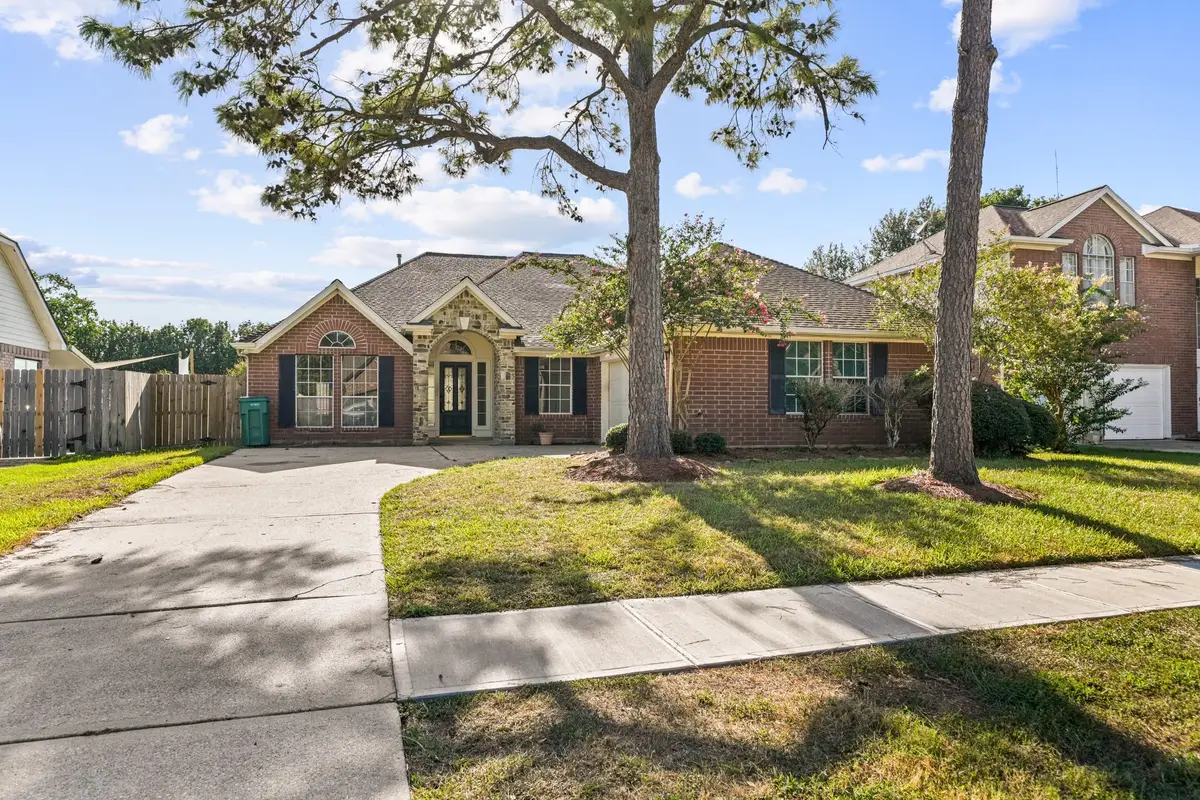 2309 Lord Nelson Drive, Seabrook, TX 77586 - #1