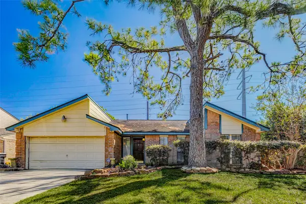 4247 Southchase Lane, Houston, TX 77014