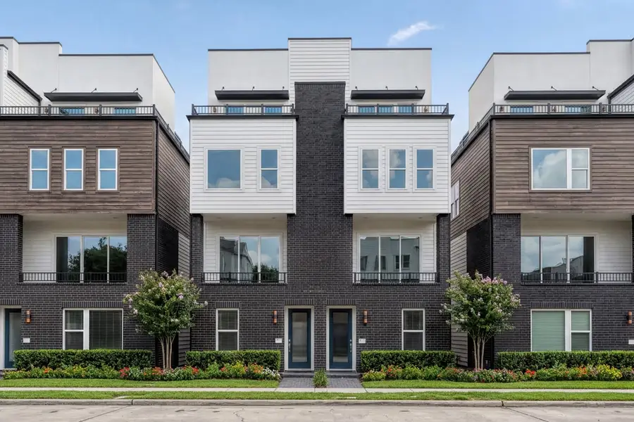 3 N Saint Charles Street #C, Houston, TX 77003 - #2