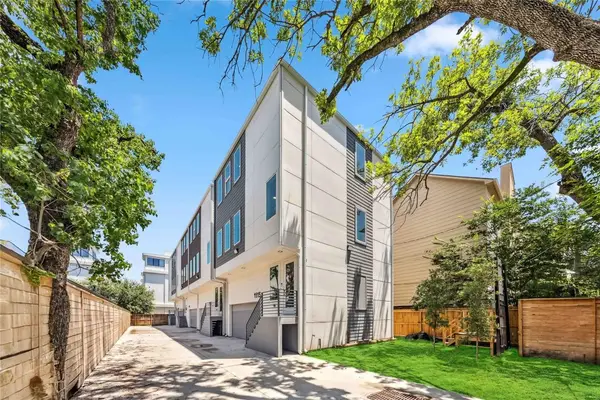 1111 W 21st Street, Houston, TX 77008