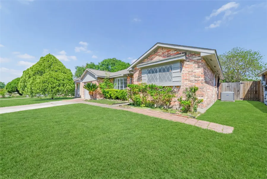 10830 Sela Lane, Houston, TX 77072 - #3