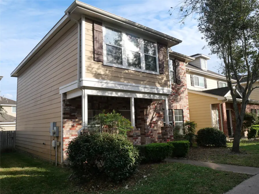 1739 Nichole Woods Drive, Houston, TX 77047 - Image #2