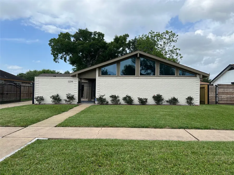12314 Meadowhollow Drive, Meadows Place, TX 77477 - #2