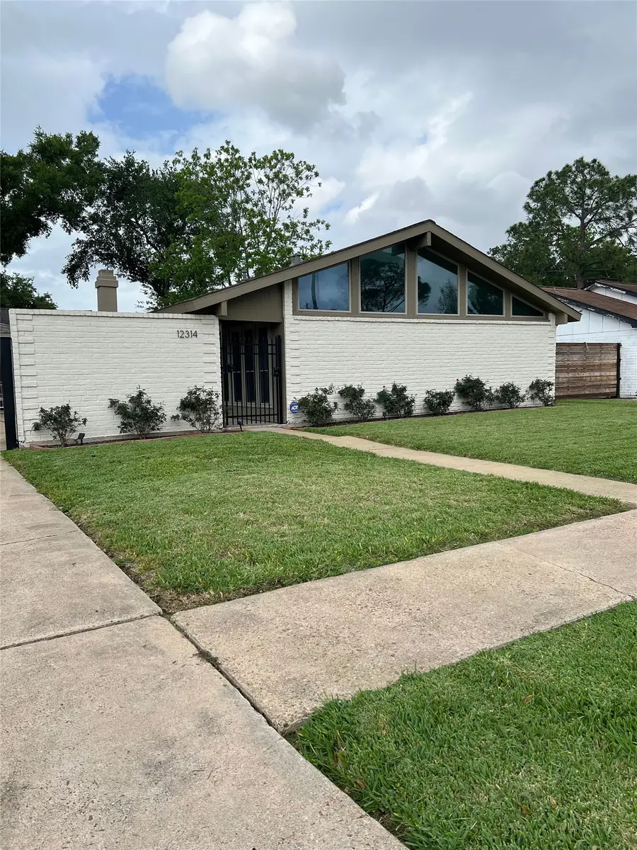 12314 Meadowhollow Drive, Meadows Place, TX 77477 - #3