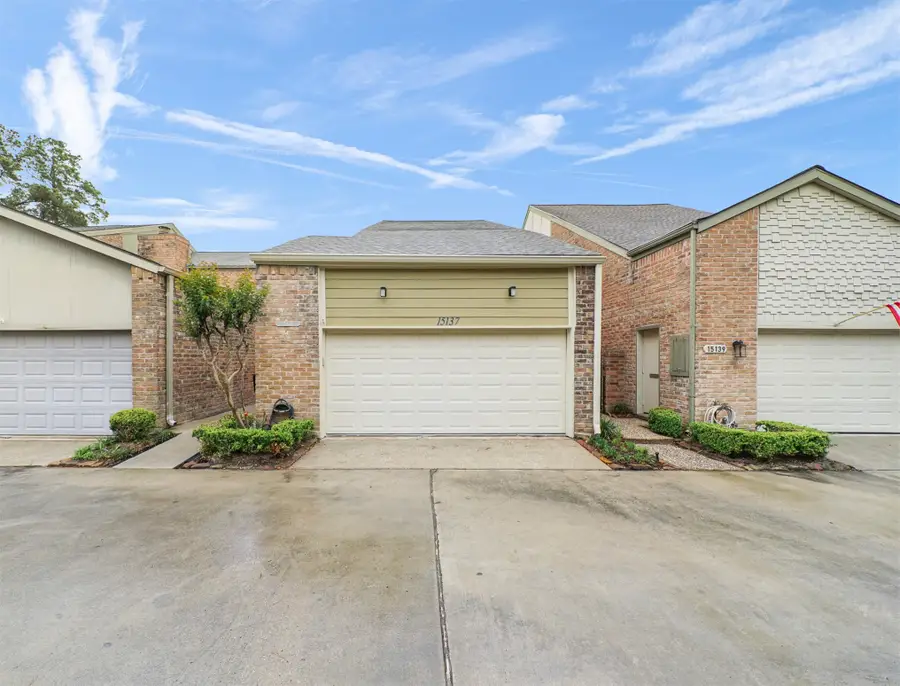 15137 Kimberley Court, Houston, TX 77079 - Image #2