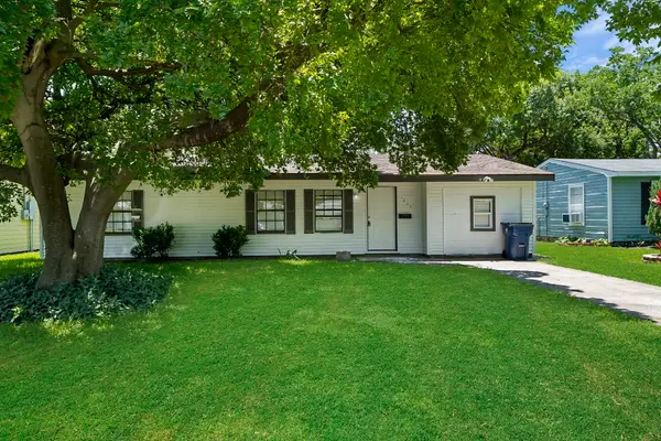1805 1st Avenue N, Texas City, TX 77590