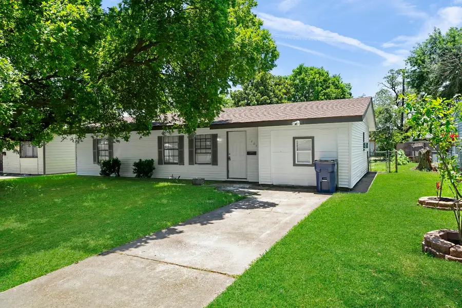 1805 1st Avenue N, Texas City, TX 77590 - #3
