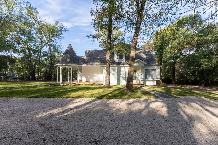 15765 Tanglewood Drive, Willis, TX 77378 - Image #2