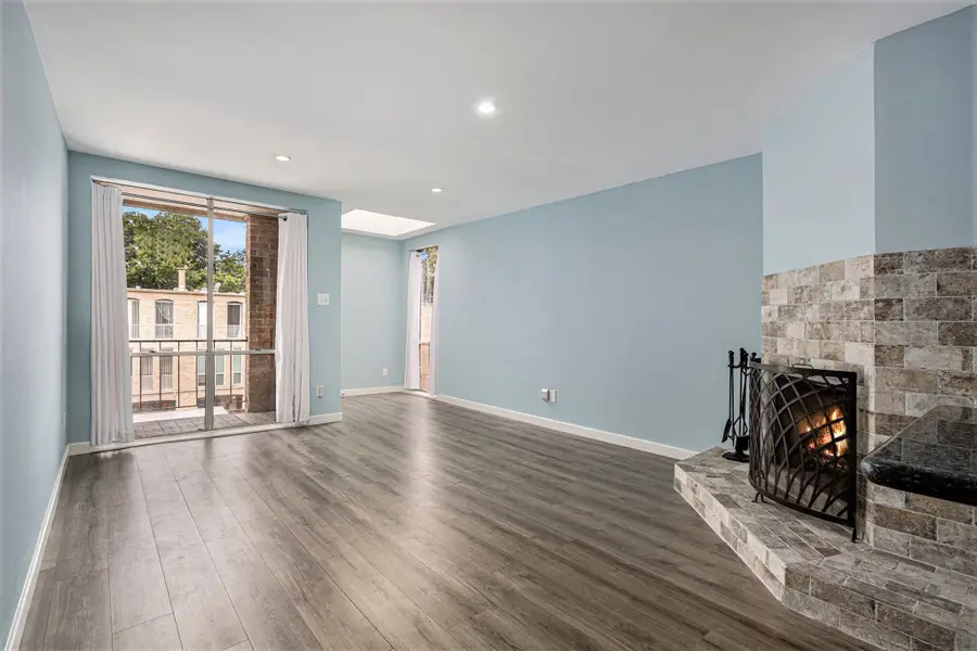 4633 Wild Indigo Street #536, Houston, TX 77027 - Image #2