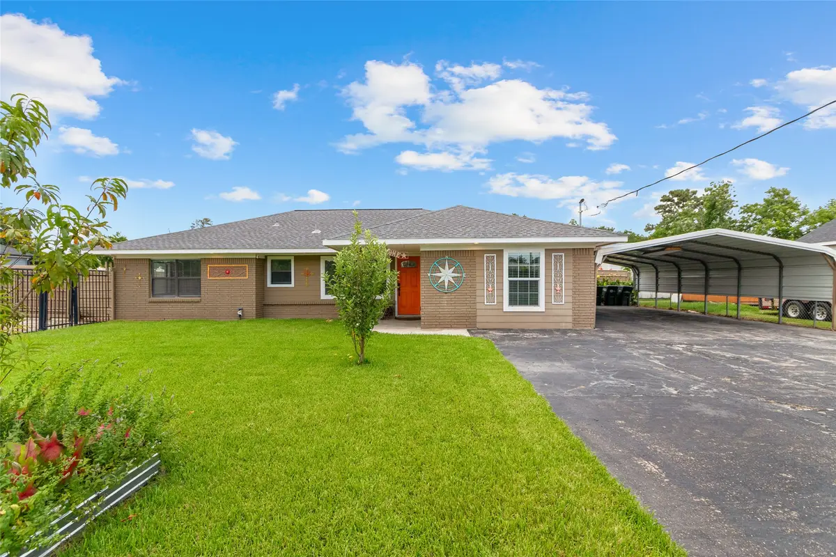 16815 Avenue A, Channelview, TX 77530 - #1