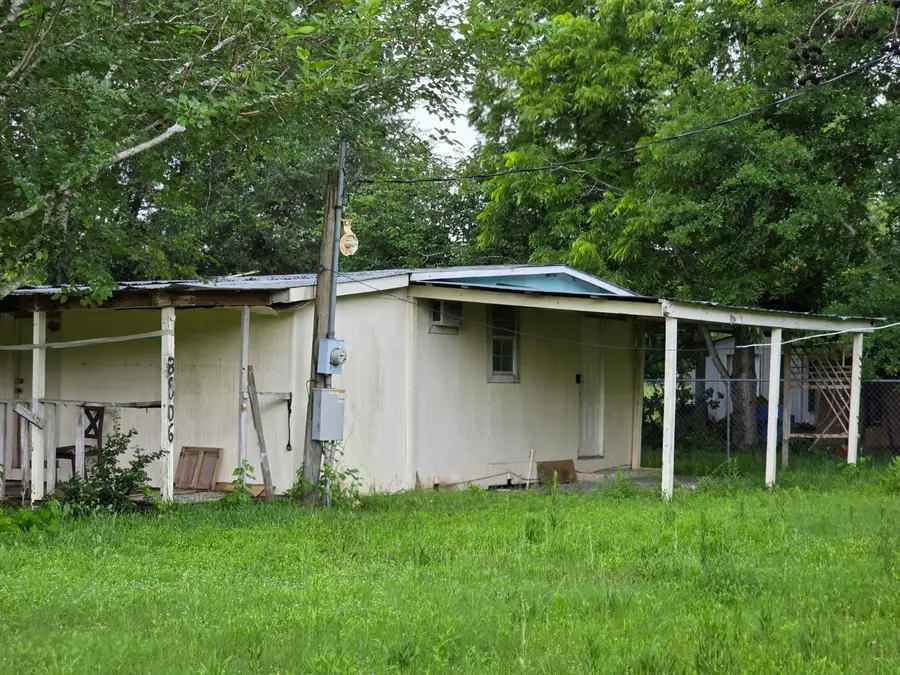 8806 Milby Street, Needville, TX 77461 - #3