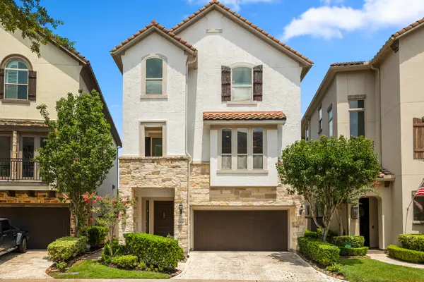 914 Old Oyster Trail, Sugar Land, TX 77478