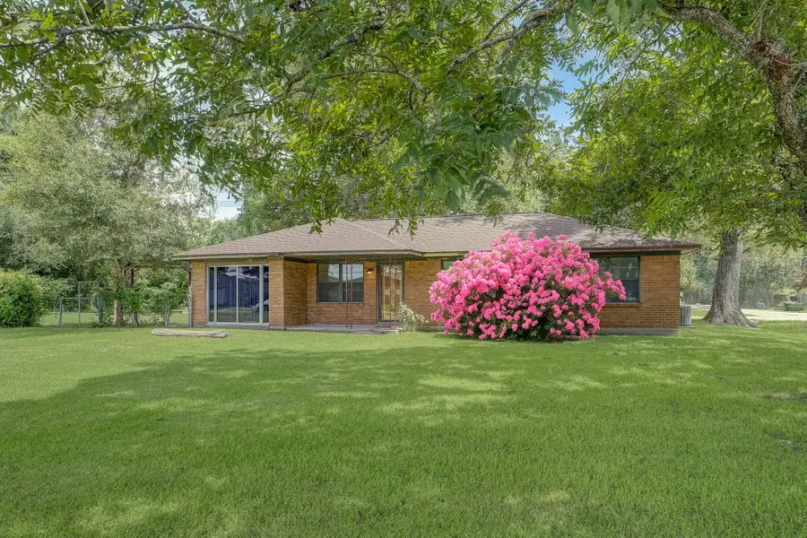 101 Oak Street, Dayton, TX 77535 - #2