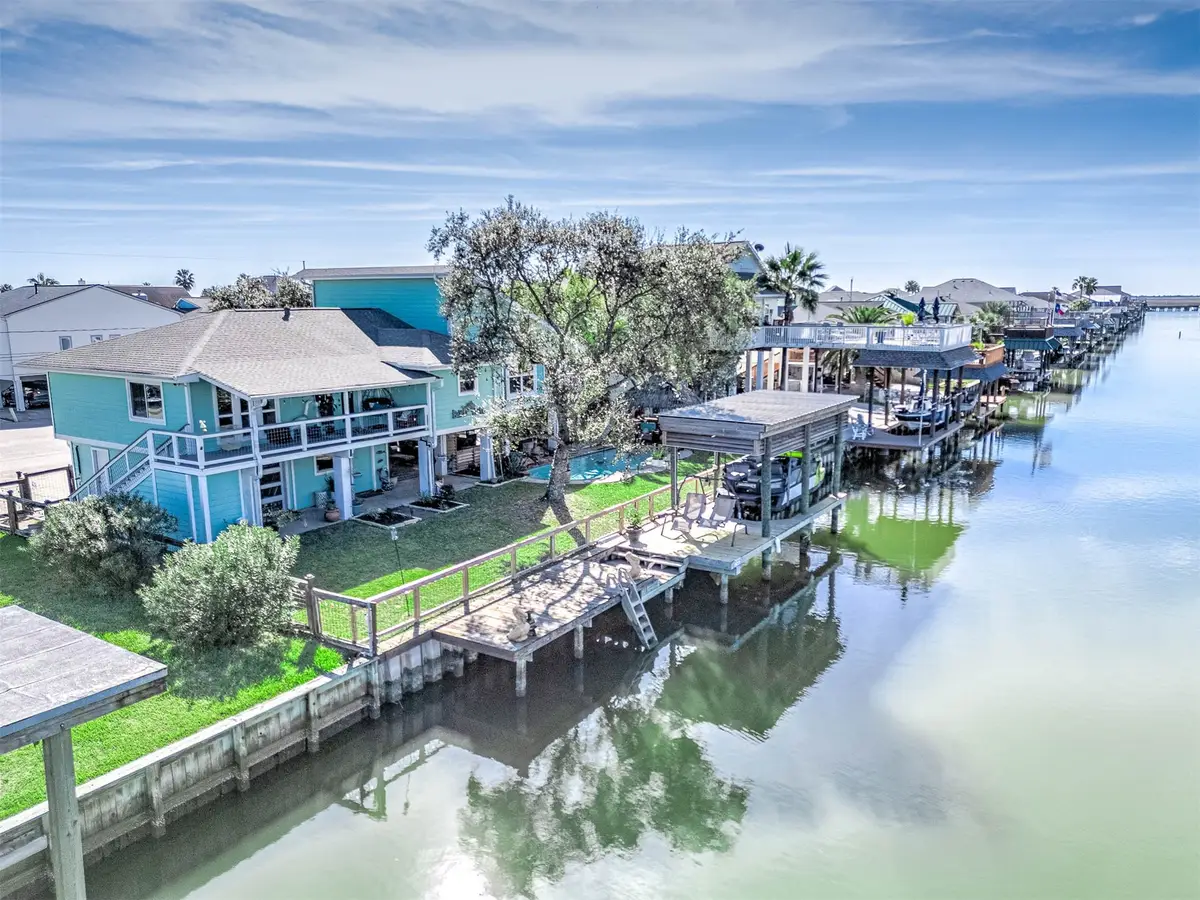 325 Ling Street, Bayou Vista, TX 77563 - #1