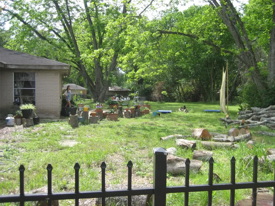 1000 E Mimosa, Crockett, TX 75835 - #2