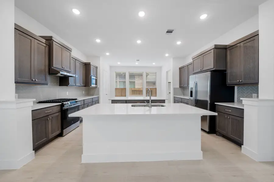 9729 Roaring River Falls Lane, Porter, TX 77365 - Image #3