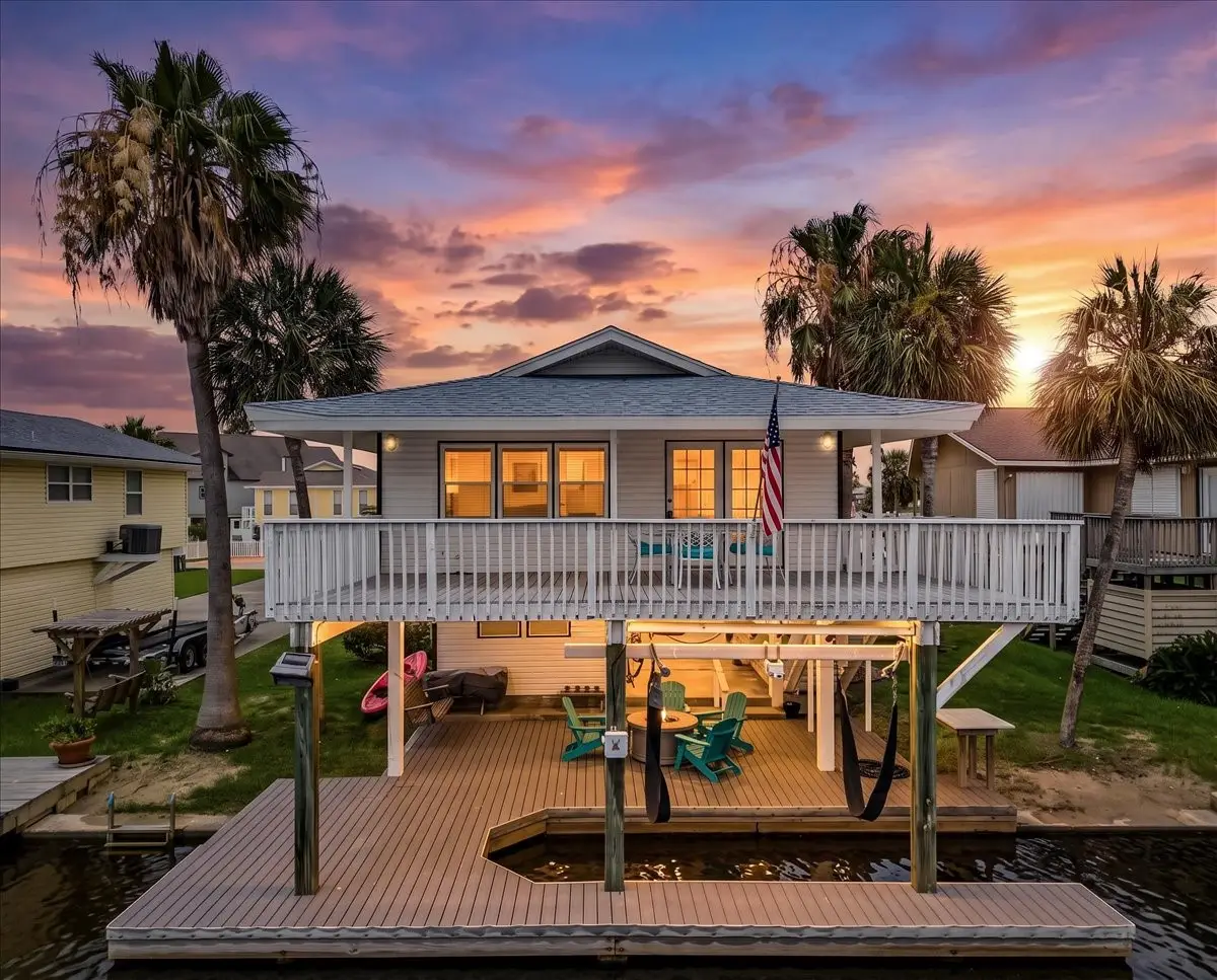 4306 Spanish Main, Jamaica Beach, TX 77554 - #1