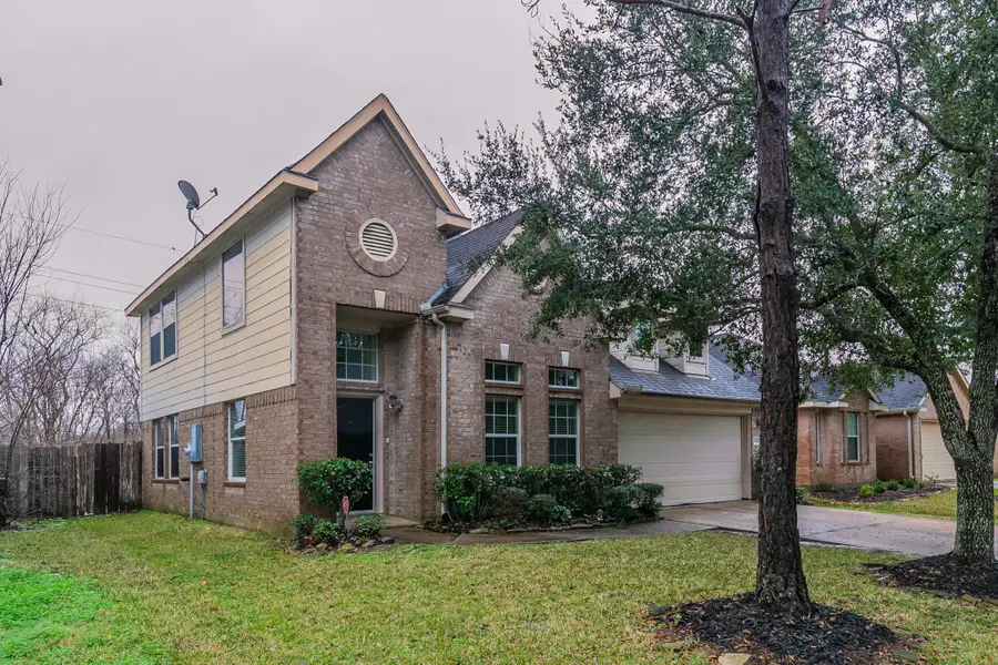 5601 Savannah Woods Lane, Rosharon, TX 77583 - Image #2