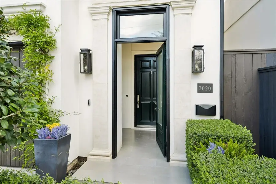 3020 Lake Street, Houston, TX 77098 - #2