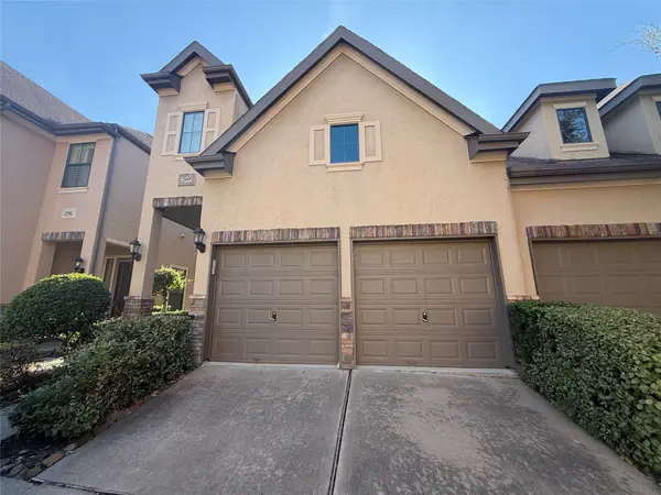 2946 Royal Oaks Crest, Houston, TX 77082