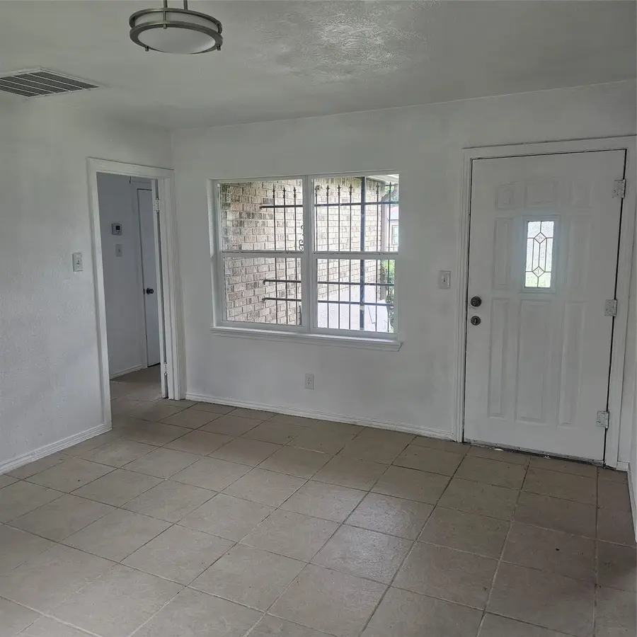 10426 Onslow Street, Houston, TX 77016 - #3