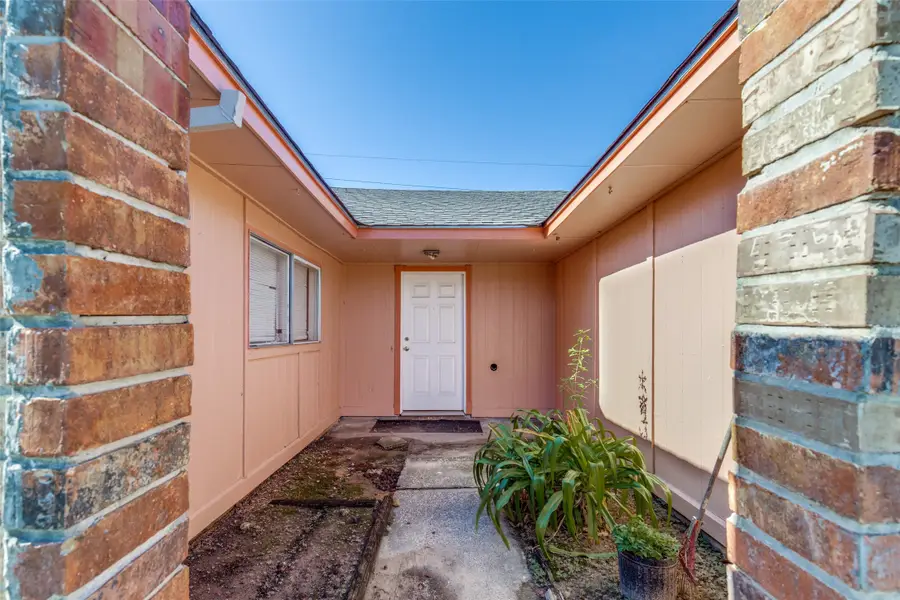 11923 NW Loveland Pass Drive, Houston, TX 77067 - Image #3