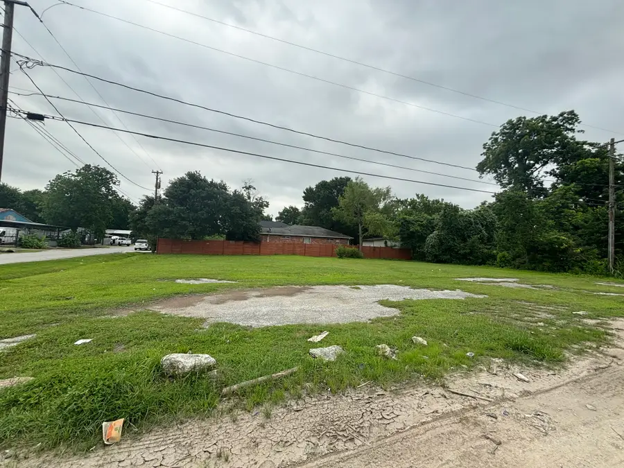 3518 E Lockwood Drive, Houston, TX 77026 - #3