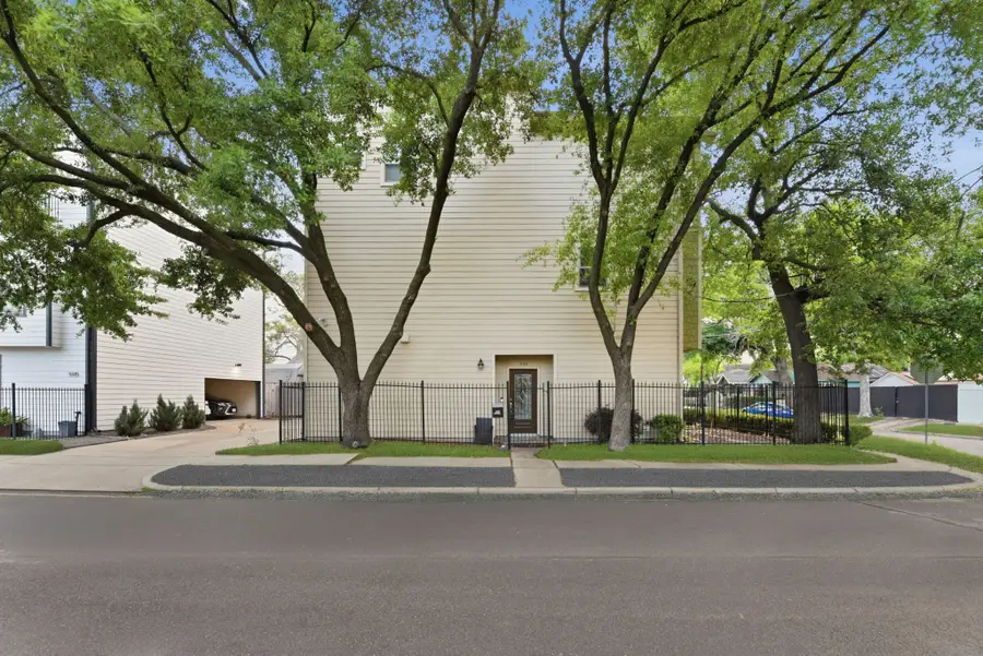 1101 Nadine Street #B, Houston, TX 77009 - #3