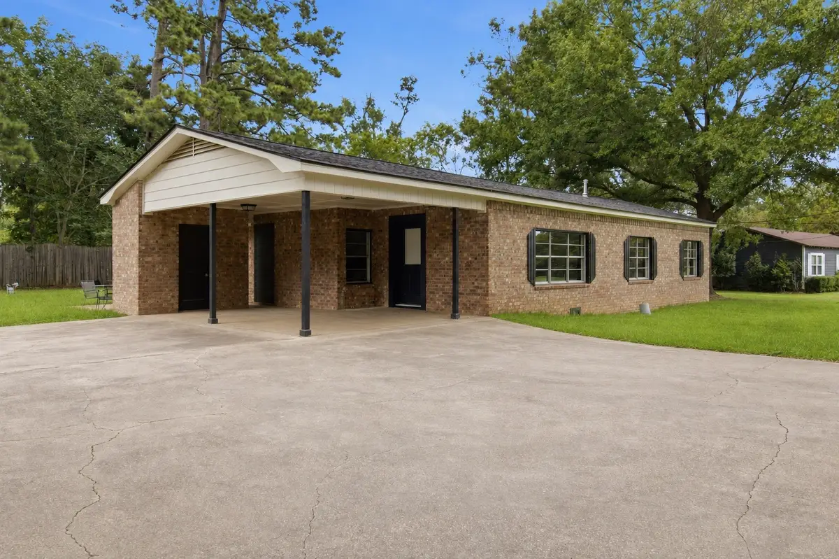 150 West Street, Alto, TX 75925 - #1