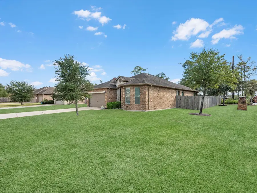 2215 Antler Trails Drive, Crosby, TX 77532 - Image #2