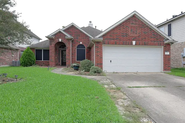 2142 Robinwood Drive, Deer Park, TX 77536