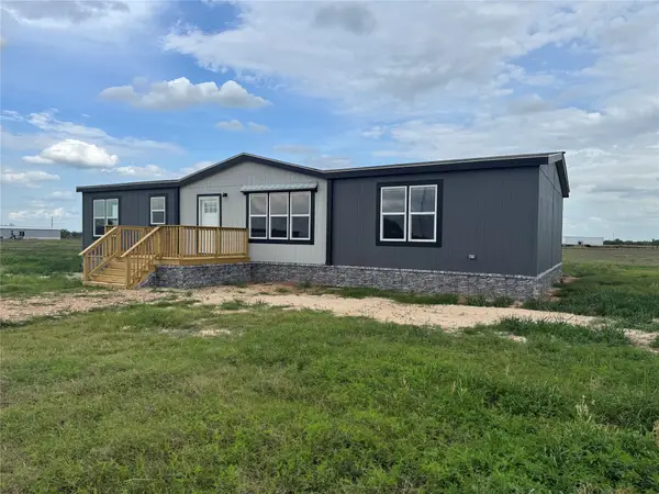 1231 Saddleback Drive, Bellville, TX 77418